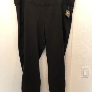 OLD NAVY PLUS 3X COMPRESSION ACTIVE-WARE PANTS